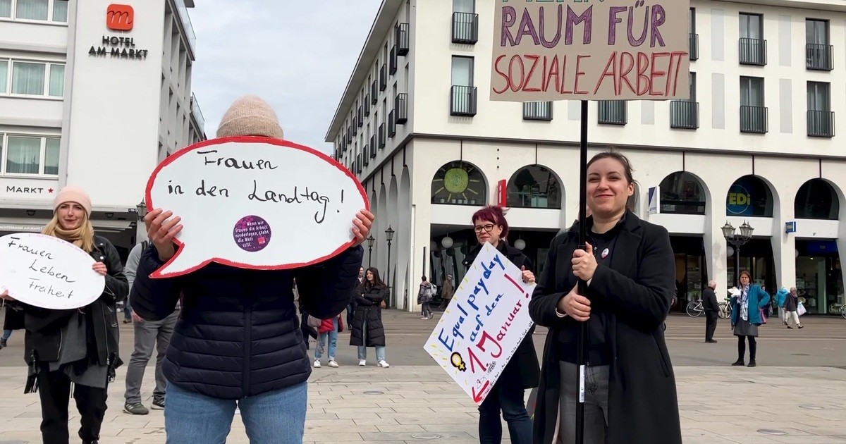 Internationaler Tag Der Sozialen Arbeit Flashmob Aktion Auf Dem